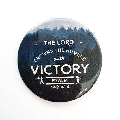 pin badge psalm 149 : 4
